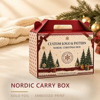 Boîte cadeau de Noël en tartan rouge nordique personnalisée avec poignée et nœud en ruban tartan pour cadeaux d'entreprise de Noël