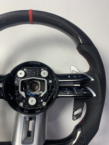 Volant chauffant en cuir et fibre de carbone <span class=keywords><strong>Mercedes</strong></span> <span class=keywords><strong>Benz</strong></span> Classe <span class=keywords><strong>C</strong></span> C43 <span class=keywords><strong>AMG</strong></span> W205 W213 W463 W222 GLE Classe S Style sport - Product Image 4