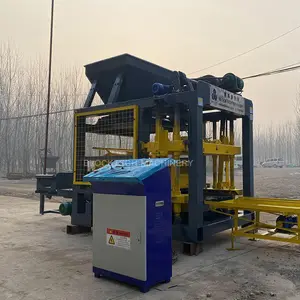 BLOCKTECH Máquina de bloques de hormigón semiautomática de China, máquina de fabricación de ladrillos de cemento, 2017