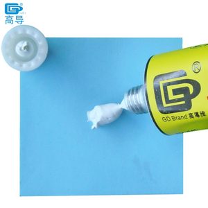 จาระบีนำความร้อน GD32 สำหรับระบายความร้อน 1.0W น้ำหนักสุทธิ <span class=keywords><strong>70</strong></span> กรัม บรรจุภัณฑ์แบบหลอด สีขาว สำหรับ LED และ CPU - Product Image 4