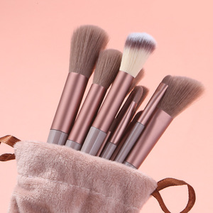 Set di 10 Pennelli Professionali per Trucco con Setole in Fibra Sintetica e Trattamento in Plastica per <span class=keywords><strong>il</strong></span> Viso - Product Image 1