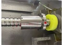 Centre d'usinage vertical CNC VMC855 avec châssis en fonte pour l'usinage de pièces automobiles et de quincaillerie