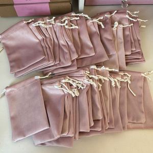 Wholesale Soft Velvet Packaging <b>Pouch</b> Custom Luxury Velvet <b>Drawstring</b> <b>Pouch</b> With Logo Printing - Product Image 2