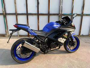 Motocicleta Deportiva Kawasaki Ninja250 Usada de 250cc de Alto Rendimiento, Fabricada en Jiangsu para Entusiastas de la Carrera de Alta Velocidad en <span class=keywords><strong>Pista</strong></span> - Product Image 3