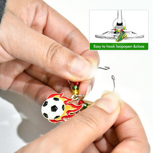 Breloques personnalisées en métal <span class=keywords><strong>pour</strong></span> verres à vin sur <span class=keywords><strong>le</strong></span> thème du football, marqueurs de boissons en gros <span class=keywords><strong>pour</strong></span> fêtes, ensemble d'identification <span class=keywords><strong>pour</strong></span> bars et cadeaux <span class=keywords><strong>pour</strong></span> fans de sport - Product Image 4