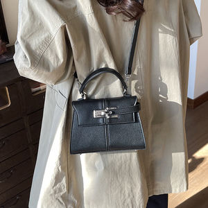 Sac fourre-tout décontracté en PU, Nouveauté 2025, Couleur unie, Design de niche, Quotidien, pour femme, Bandoulière amovible, Portable, Durable.9932 - Product Image 5