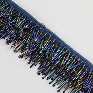 Adorno de <span class=keywords><strong>Encaje</strong></span> Bordado <span class=keywords><strong>con</strong></span> Lentejuelas Doradas Colgantes al por Mayor, Borde de <span class=keywords><strong>Encaje</strong></span> <span class=keywords><strong>con</strong></span> Lentejuelas, Adorno de Flecos <span class=keywords><strong>con</strong></span> Borlas - Product Image 4