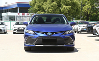 Vente chaude Toyo-ta CamryS Essence Essence Suv Direction gauche Berline hybride Berline à essence Véhicule hybride à grande vitesse