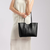 Nouveau sac à bandoulière pour femme en cuir véritable, sac à main en cuir de vachette tendance, sac fourre-tout de style minimaliste à grande capacité