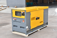 Groupe électrogène diesel silencieux triphasé 50 Hz 150 kVA pour l'alimentation de secours et d'alimentation principale en usine