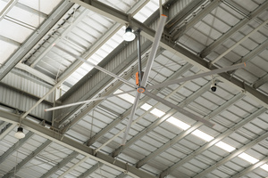 Ventilateur de plafond industriel HVLS RTFANS 24FT 220V 1,5 kW à économie d'énergie, grand volume, faible vitesse, options de taille 5,5 / 6,1 / 7,3 mètres, tension - Product Image 6