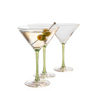 Copas de Cóctel de Color de 250 ml Hechas a Mano de Vidrio Borosilicato, Copas de Martini sin Plomo, Cristalería de Bar Reutilizable al por Mayor - Product Image 2