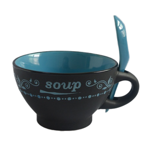 Ensemble cadeau <span class=keywords><strong>de</strong></span> promotion moderne pour le festival Tasse à soupe en céramique <span class=keywords><strong>de</strong></span> 24oz avec cuillère Ensembles <span class=keywords><strong>de</strong></span> bols à petit-déjeuner en céramique au design noir spécial os - Product Image 4