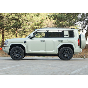 BYD Leopard 5 2025: Veicolo Ibrido Plug-in a Nuova Energia con Autonomia Superiore a 700 Chilometri e Potenza di Oltre 300kW - Product Image 4