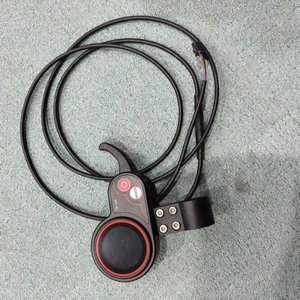 อะไหล่สกู๊ตเตอร์ไฟฟ้า คันเร่งแบบนิ้ว 5 ขา 60V 72V จอ LCD พร้อมสายไฟในตัว TF-100 เครื่องวัดความเร็ว สำหรับเปลี่ยน - Product Image 4