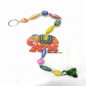 Pendentifs décoratifs en bois avec perles, fournitures décoratives peintes à la main - Product Image 4