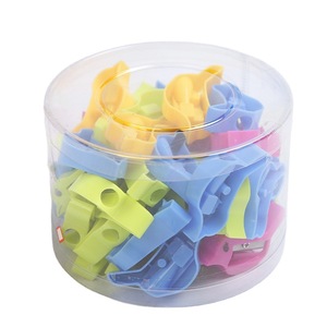 Sacapuntas pequeño de un solo orificio, sacapuntas creativo de dibujos animados, de color caramelo, para papelería - Product Image 2