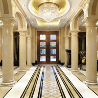 Columna Romana de Mármol Beige Pulido de Alto Brillo, Pilar Cilíndrico Sólido o Hueco de Estilo Toscano para Decoración de Vestíbulos de Hoteles y Villas