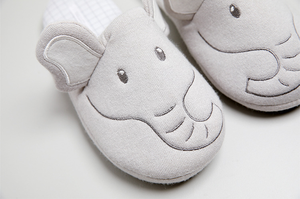Nuevo estilo Otoño e Invierno mujeres y hombres Zapatillas <span class=keywords><strong>de</strong></span> casa <span class=keywords><strong>de</strong></span> interior elefante <span class=keywords><strong>de</strong></span> orejas grandes zapatillas <span class=keywords><strong>de</strong></span> suela TPR antideslizantes silenciosas - Product Image 5