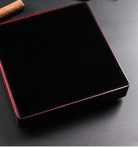 <span class=keywords><strong>Cendrier</strong></span> à cigares en bois en métal <span class=keywords><strong>de</strong></span> luxe support à 4 fentes forme carrée <span class=keywords><strong>cendrier</strong></span> à cigares voyage extérieur maison <span class=keywords><strong>Table</strong></span> cendriers pour cigare - Product Image 4