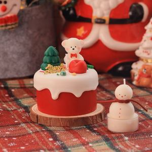 カスタムギフト クリスマスギフト ホームデコレーション 手作り 環境に優しい アロマセラピー ソイワックス 香り付き ベアーキャンドル - Product Image 2