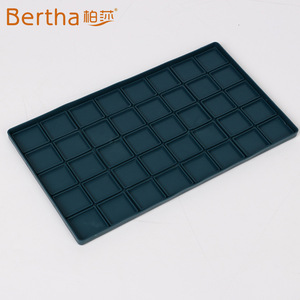 Paleta Bertha de 36 Cuadrados, Caja de Pintura de Acuarela Rectangular de Plástico para Suministros de Arte - Product Image 1