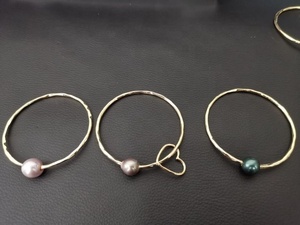 Grosir manik-manik kerang populer perhiasan Hawaii gelang mutiara berlapis emas kustom untuk wanita - Product Image 3