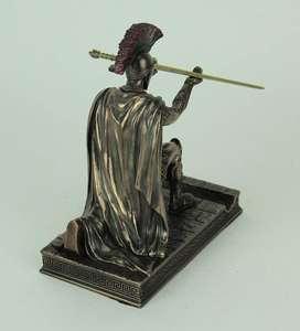 Escultura de Resina Pintada a Mano con Temas Musicales y de Amor, Decoración Creativa Europea para el Hogar, Diseño de Pirámide para Navidad - Product Image 4