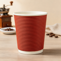 Boissons chaudes ondulation mur imprimé jetables 8oz 12oz 16oz tailles gobelets en papier imperméables écologiques avec couvercle pour café