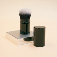 Échantillons gratuits Pinceau à poudre multifonctionnel rétractable portable de haute qualité et pinceau à fard à joues Pinceau de maquillage