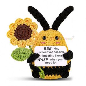 Jouet hochet en crochet fait main pour bébé, animal amigurumi en peluche - Cadeau pour nouveau-né, marque Toysrunner, certifié CE, 0+ ans - Product Image 1