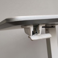 Bureau mobile pneumatique moderne pour la maison, l'école ou le bureau, réglable en hauteur, avec une seule jambe en fer, blanc/gris/noir, en acier