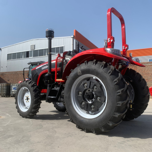 Tractor agrícola 4x4 con motor YT, superventas, maquinaria y equipo agrícola, tractor de ruedas multipropósito con componentes de motor principales - Product Image 6