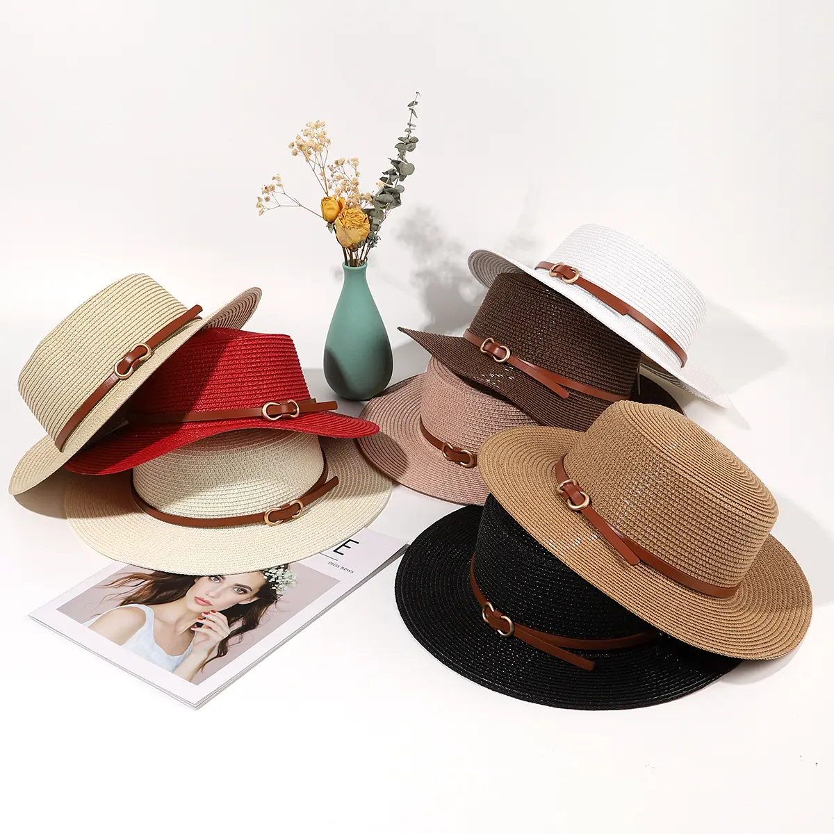 Flat Top Ladies mùa hè du lịch Sun hat vành đai thời trang trang trí bãi biển mũ rơm cho phụ nữ