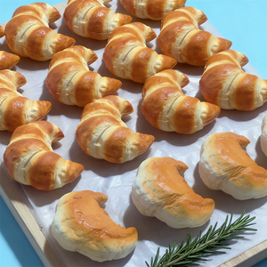 Ensemble de croissants en mousse écologique en forme de lune, saveur originale, modèles mignons, accessoires de présentation, accessoires de pâtisserie en plastique - Product Image 2