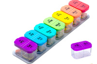 Boîte de rangement pour comprimés en plastique PP coloré, détachable, logo personnalisable, 14 compartiments, boîte à pilules hebdomadaire 7 jours