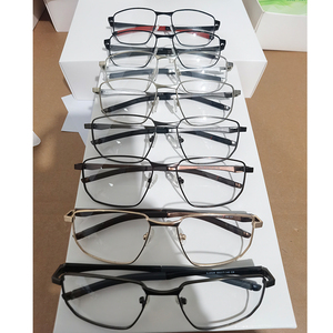 Stock Liquidación mezcla al azar surtido moda aluminio metal deportes gafas Hombre Mujer Deporte gafas ópticas <span class=keywords><strong>FRA</strong></span> - Product Image 4