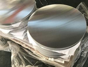 工場価格の丸型アルミ板（調理鍋用）、1050、1060、1100、1070、3003、5005アルミ板の切断加工 - Product Image 1
