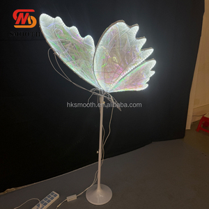 Superbe Lumière Décorative Papillon pour Allée de Mariage, Éclairage d'Événement pour Fêtes de Mariage en Extérieur et en Intérieur - Product Image 1