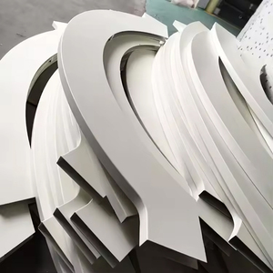 Hochwertige Maßanfertigung Dekorative Aluminium-Holzmaserung-Decke für Einkaufszentren, Büros und Lobbys - Product Image 4