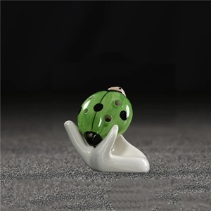 Ocarina de cerámica de 6 agujeros con diseño de mariquita colorida, al por mayor, para principiantes y niños, instrumento musical de aprendizaje temprano. - Product Image 5