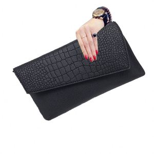 Hot Sale <b>Women'S</b> Pu Zipper Crossbody Small Square Embroidered Plaid Fashion Simple Mobile Phone <b>Bag</b> Casual Messenger <b>Bags</b> - Product Image 1