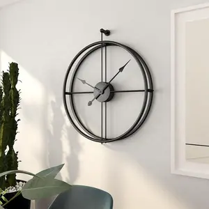 Grande horloge murale décorative en fer rond - Product Image 1