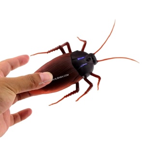 Oferta Especial: Mini Insectos de Control Remoto <span class=keywords><strong>Kuso</strong></span>, Cucaracha RC - Product Image 1