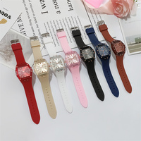 WJ-11201 Montres à Quartz Les Plus Récentes pour Hommes et Femmes, Fournisseur d'Usine 2023, en Gros, avec Logo Personnalisé, Bracelet en Silicone