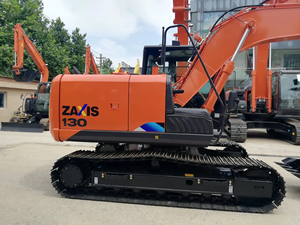 Excavatrice hydraulique Hitachi Zaxis 130 d'occasion, excavatrice de 13 tonnes, adaptée à la construction urbaine, aux travaux de terrassement, aux travaux de pipeline. - Product Image 5