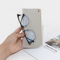 Étui à lunettes en PU souple et économique avec bouton-pression pour lunettes de vue et de soleil