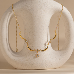 Collar con colgante de luna, oro de 18 quilates, engaste de acero inoxidable, uso diario, regalo para mujer - Product Image 3