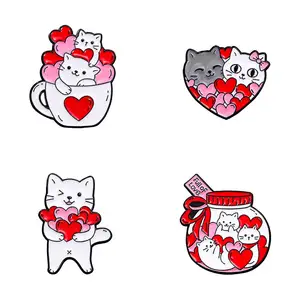 San valentino regali cuore gatto camicia accessori in metallo gioielli di moda distintivo cartone animato belle spille placcato spilla donne