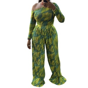 ชุดเซ็ต 2 ชิ้น เสื้อแขนยาวคอเฉียงพิมพ์ลาย กางเกงขายาวจีบพลีท แฟชั่นสำหรับผู้หญิง - Product Image 4